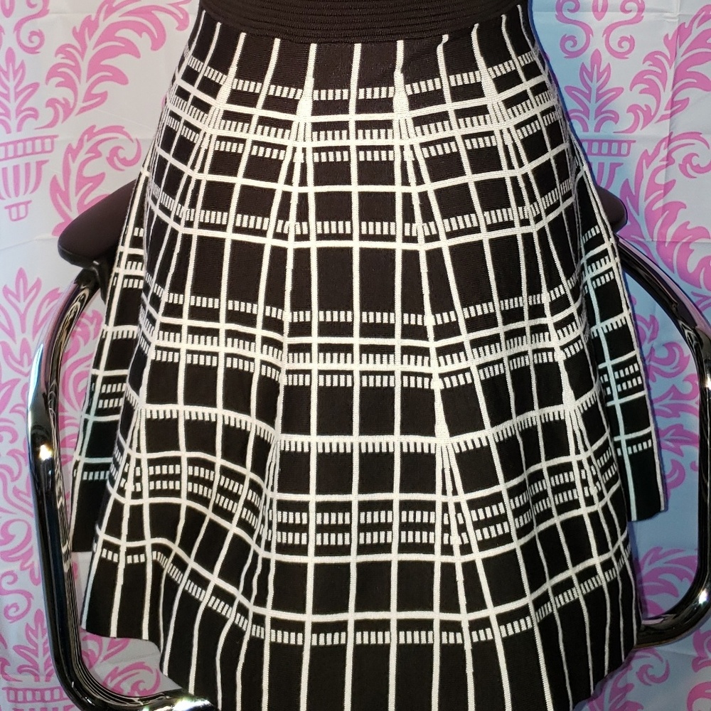 Retro Candies Geometric Knit Lace Up Dress - Picture 7 of 8